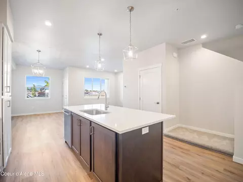 1010 E 4th Ave, Post Falls, ID 83854 photo 9