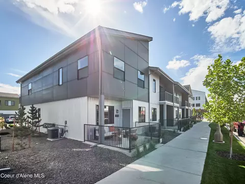 1010 E 4th Ave, Post Falls, ID 83854