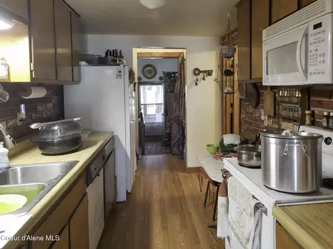 Kitchen - 701 N Pine St, Clark Fork, ID 83811 photo 1 of 1