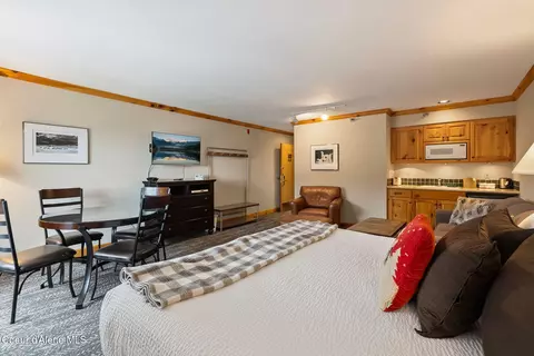 72 Great Escape Rd #409/411, Sandpoint, ID 83864