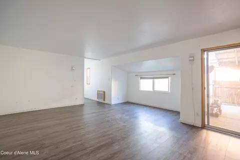 Living - 469010 Us-95 #16, Sagle, ID 83860 photo 4 of 4