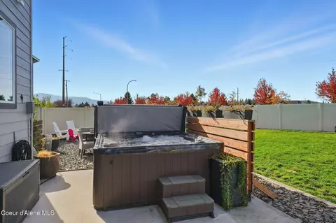 Exterior - 873 E Allenby Ct, Post Falls, ID 83854 photo 4 of 11