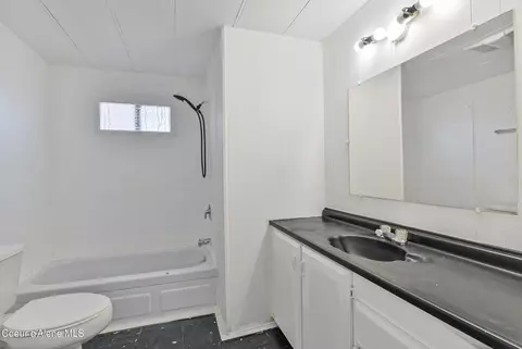 Bath - 9221 N Starr Loop, Hayden, ID 83835 photo 1 of 1