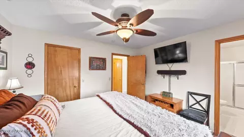 Bedroom - 2424 E Woodcrest Dr, Post Falls, ID 83854 photo 2 of 3