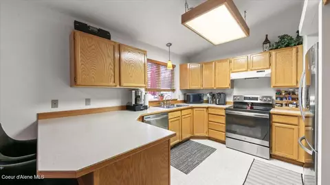 Kitchen - 2424 E Woodcrest Dr, Post Falls, ID 83854 photo 1 of 2