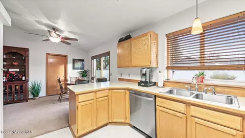 Kitchen - 2424 E Woodcrest Dr, Post Falls, ID 83854 photo 2 of 2