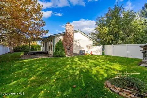 Exterior - 1572 E Velora Dr, Post Falls, ID 83854 photo 6 of 10