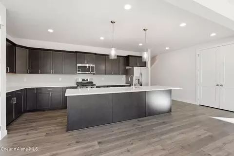 Kitchen - 3423 N Cyprus Fox Loop, Post Falls, ID 83854 photo 2 of 5