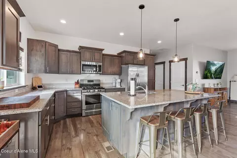 Kitchen - 6686 W Harmony St, Rathdrum, ID 83858 photo 2 of 3