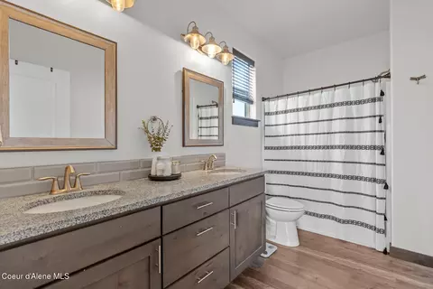 Bath - 6686 W Harmony St, Rathdrum, ID 83858 photo 1 of 2