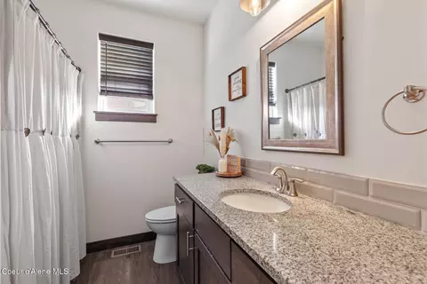 Bath - 6686 W Harmony St, Rathdrum, ID 83858 photo 2 of 2