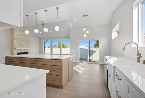 Kitchen - 2644 E Salvation Ct, Post Falls, ID 83854 photo 5 of 5