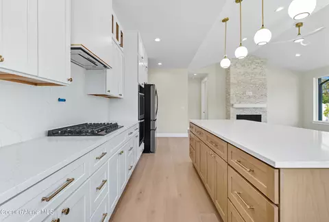 Kitchen - 2644 E Salvation Ct, Post Falls, ID 83854 photo 4 of 5
