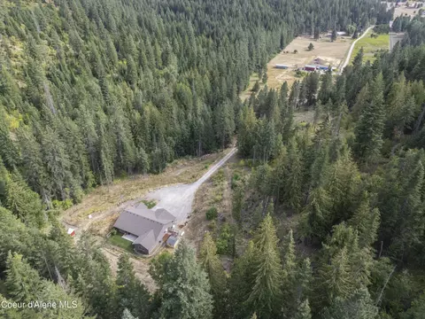 11897 W Hidden Valley Rd, Rathdrum, ID 83858