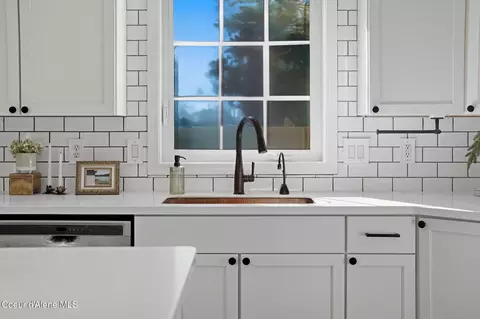 Kitchen - 5214 E Twila Ct, Post Falls, ID 83854 photo 13 of 14