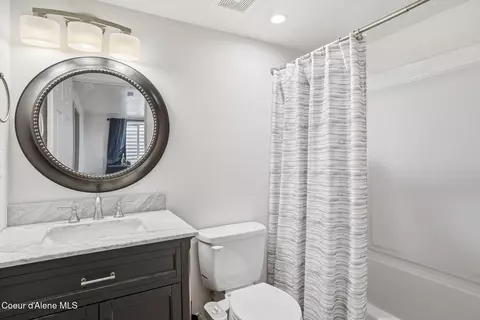 Bath - 5214 E Twila Ct, Post Falls, ID 83854 photo 9 of 10
