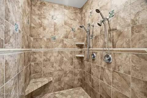 Bath - 5214 E Twila Ct, Post Falls, ID 83854 photo 4 of 10