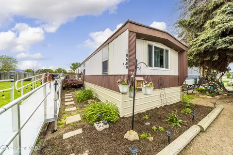 10660 N Benoit St, Hayden, ID 83835