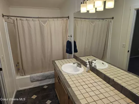 2217 W Pellinore Way, Post Falls, ID 83854 photo 17