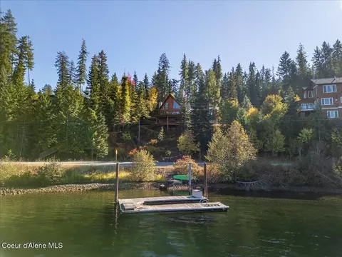View/Area - 867 E Pine Ridge Dr, Harrison, ID 83833 photo 2 of 9