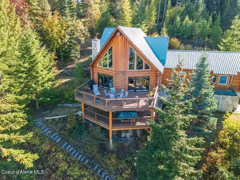 867 E Pine Ridge Dr, Harrison, ID 83833