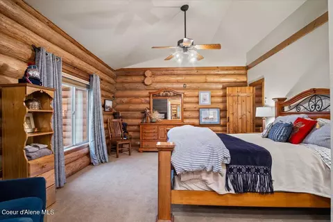 Bedroom - 867 E Pine Ridge Dr, Harrison, ID 83833 photo 2 of 6