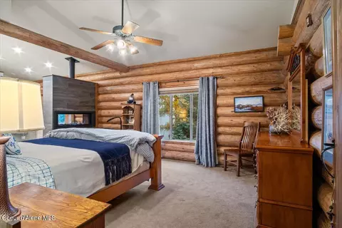 Bedroom - 867 E Pine Ridge Dr, Harrison, ID 83833 photo 1 of 6