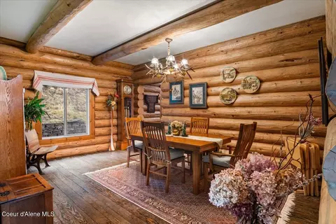 Dining - 867 E Pine Ridge Dr, Harrison, ID 83833 photo 2 of 5