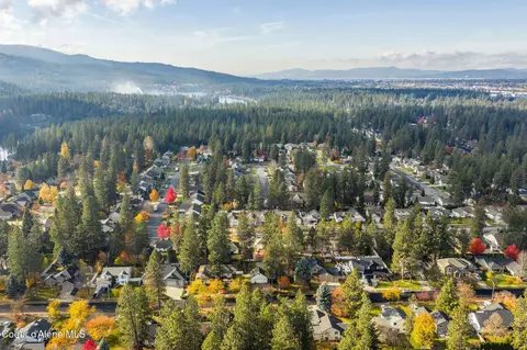 View/Area - 706 S Osprey Dr, Post Falls, ID 83854 photo 7 of 13