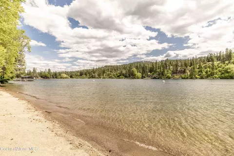 View/Area - 706 S Osprey Dr, Post Falls, ID 83854 photo 5 of 13