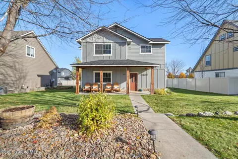 3226 N Durrow Loop, Post Falls, ID 83854