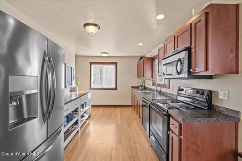 Kitchen - 3226 N Durrow Loop, Post Falls, ID 83854 photo 2 of 4