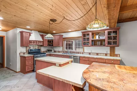 Kitchen - 6584 E Burma Rd, Harrison, ID 83833 photo 1 of 5
