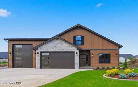 1371 W Tamarindo Ln, Hayden, ID 83835