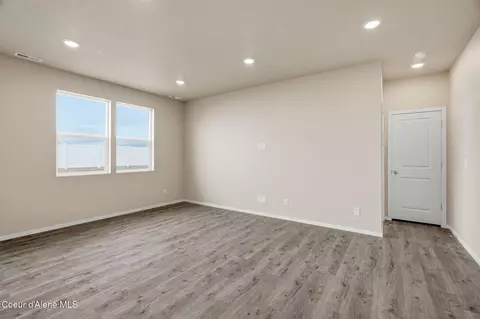 Living - 3349 N Corvus St, Post Falls, ID 83854 photo 1 of 3