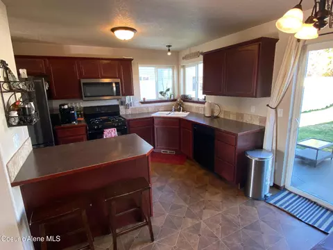 Kitchen - 1547 E Crossing Ave, Post Falls, ID 83854 photo 1 of 1