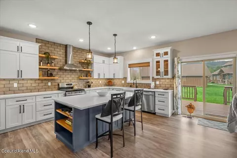 26 Ironwood Dr, Blanchard, ID 83804