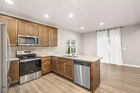 2067 W Alsea Loop, Post Falls, ID 83854 photo 9