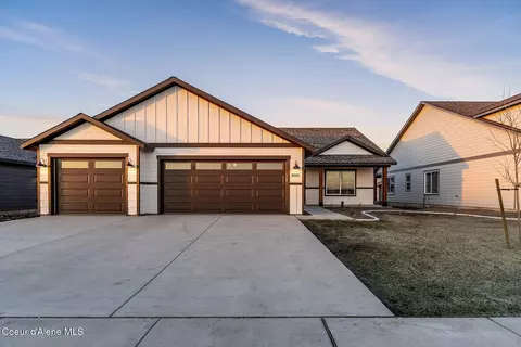 9065 W Swather Ave, Rathdrum, ID 83858