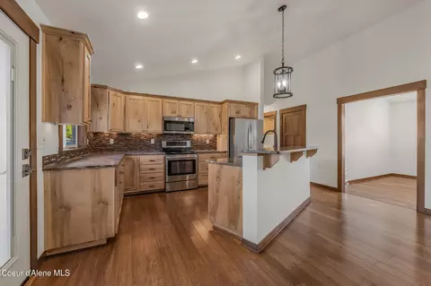 Kitchen - 15073 N Nixon Loop, Rathdrum, ID 83858 photo 1 of 4