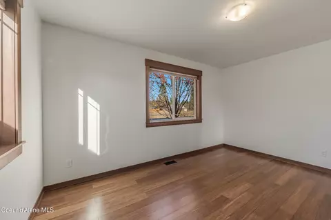 Bedroom - 15073 N Nixon Loop, Rathdrum, ID 83858 photo 6 of 8