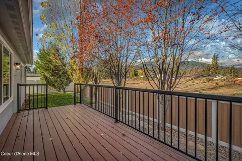 Exterior - 15073 N Nixon Loop, Rathdrum, ID 83858 photo 9 of 12