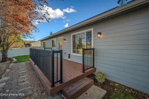 Exterior - 15073 N Nixon Loop, Rathdrum, ID 83858 photo 6 of 12