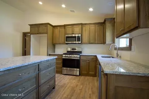 348 Main St, Wardner, ID 83837 photo 24