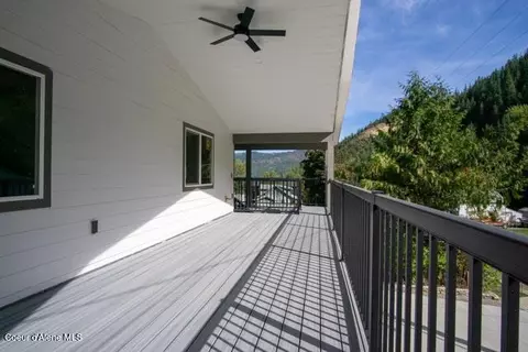 348 Main St, Wardner, ID 83837 photo 5
