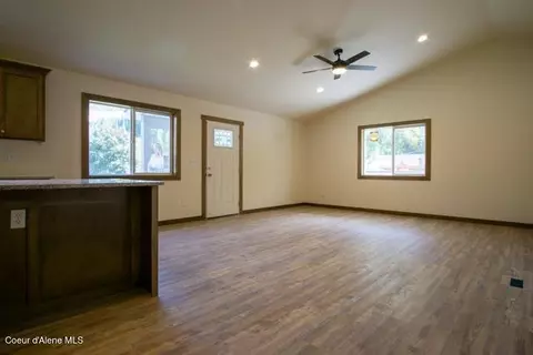 348 Main St, Wardner, ID 83837 photo 22