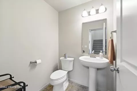 1622 N Minam Loop, Post Falls, ID 83854 photo 32