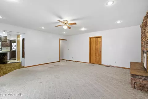121 E 4th St S, Oldtown, ID 83822 photo 4