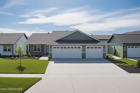 8929 W Swather Ave, Rathdrum, ID 83858
