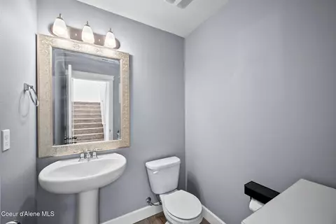 Bath - 2447 N Viking Loop, Post Falls, ID 83854 photo 1 of 4